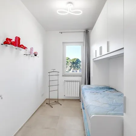 Apartment *casa Levante* Between Sea And Pinewood Bari